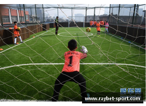 球场往事：球员与打小球童的情感交融